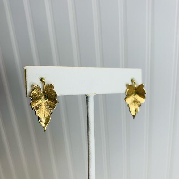 Vintage Gold Leaf Hook Back Earrings 3/4" x .5" - Picture 2 of 4